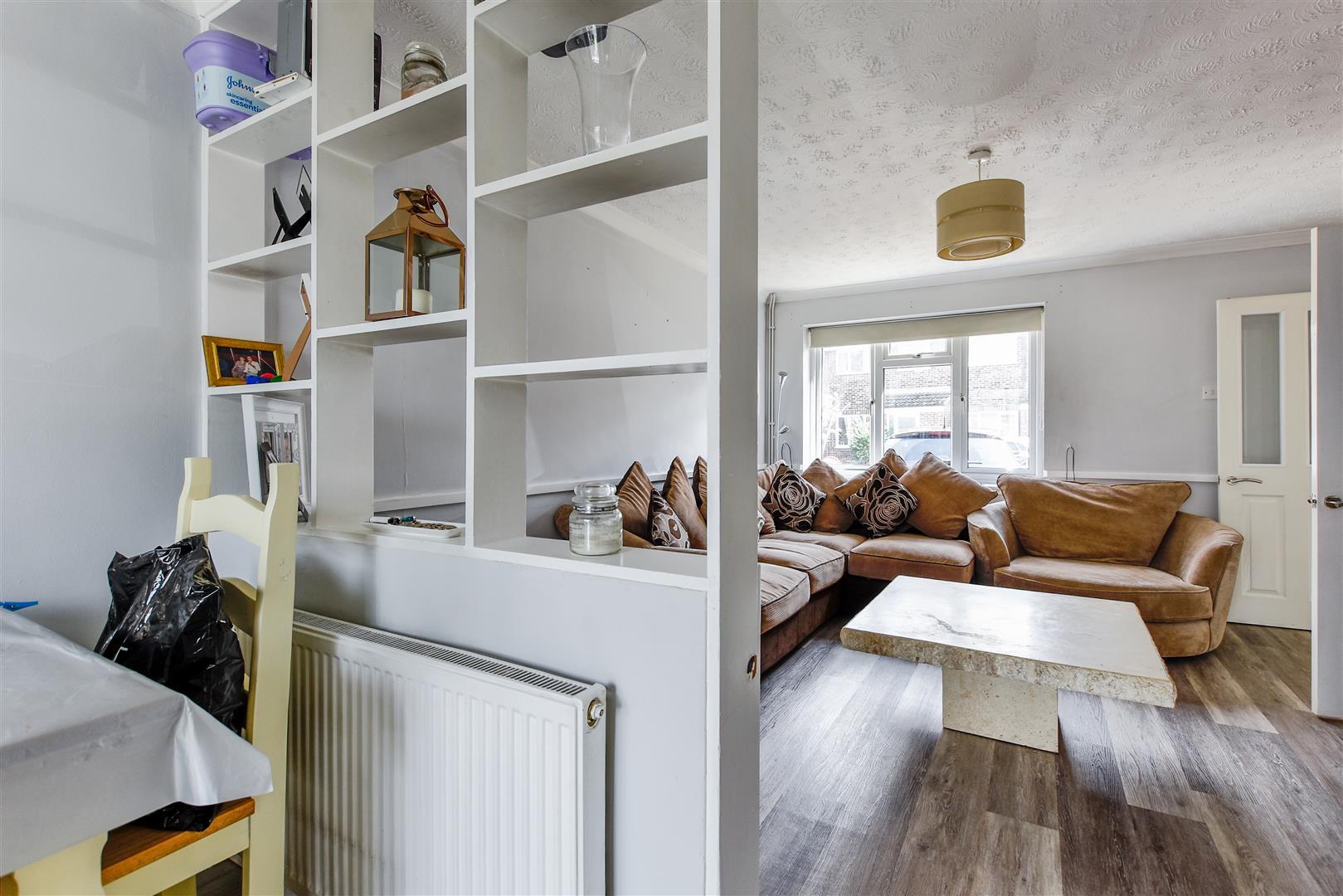 Property Image 92ce7c42-7ed2-42ef-b5aa-2d9bc5167d21