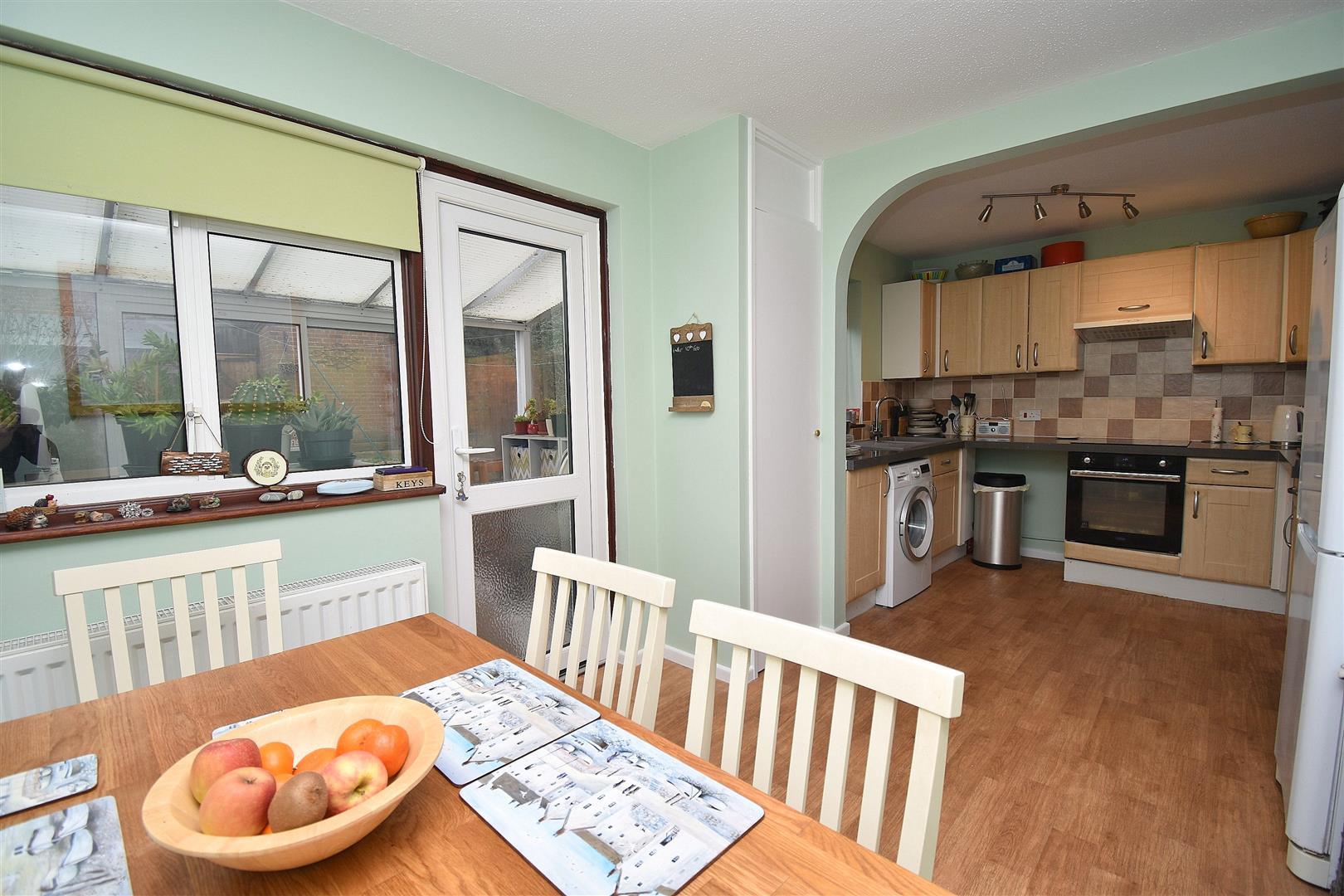 Property Image 92da7ecc-5f0c-44e2-ad33-fdd9c78ce057