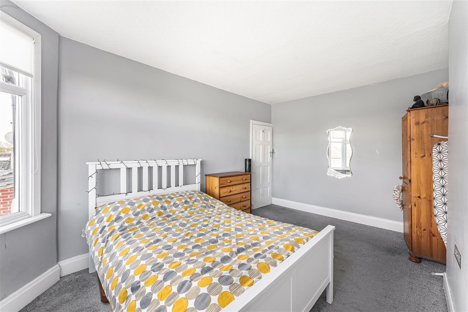 Property Image 92dd933c-5706-420b-aef2-5861356635d6