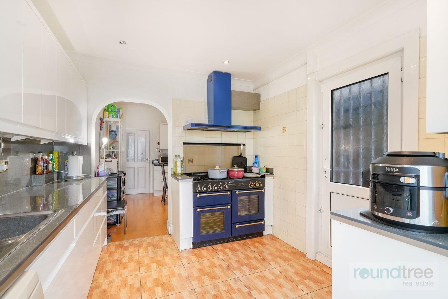 Property Image 92e5a60e-0db9-42a0-abd8-28f257f0a994