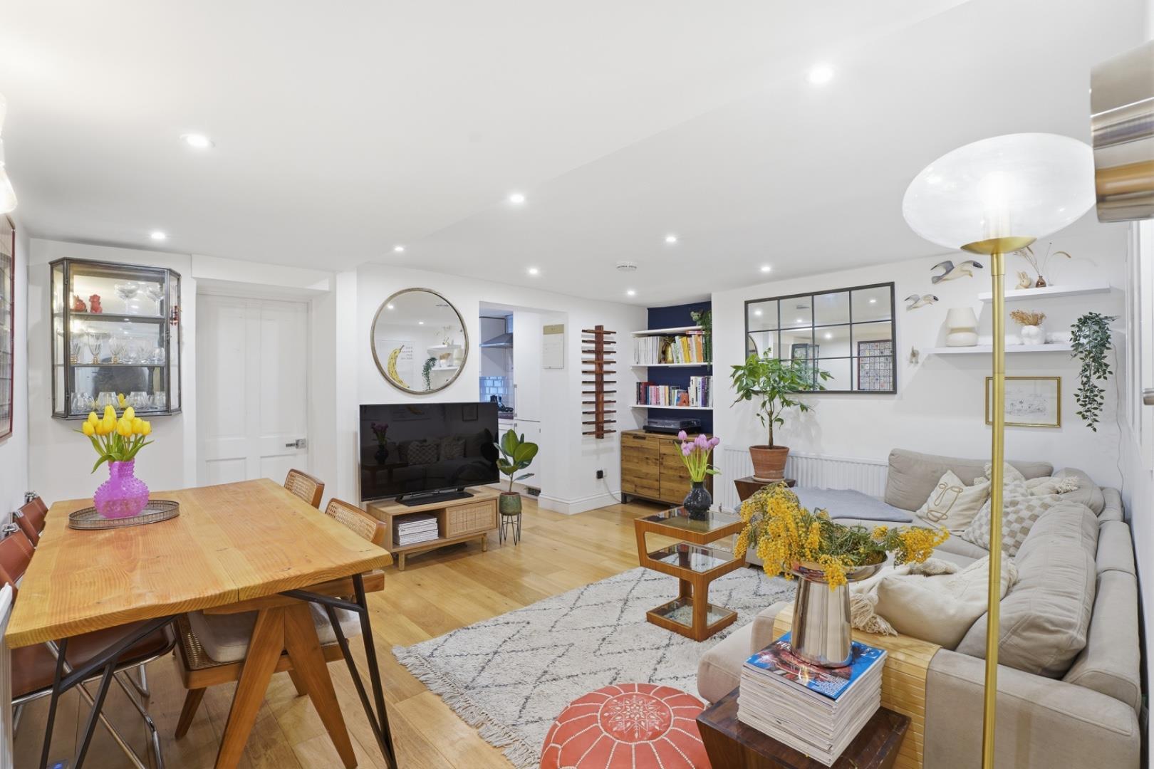 Property Image 92ea5c69-3e30-44f0-963a-a8c632e02fc3