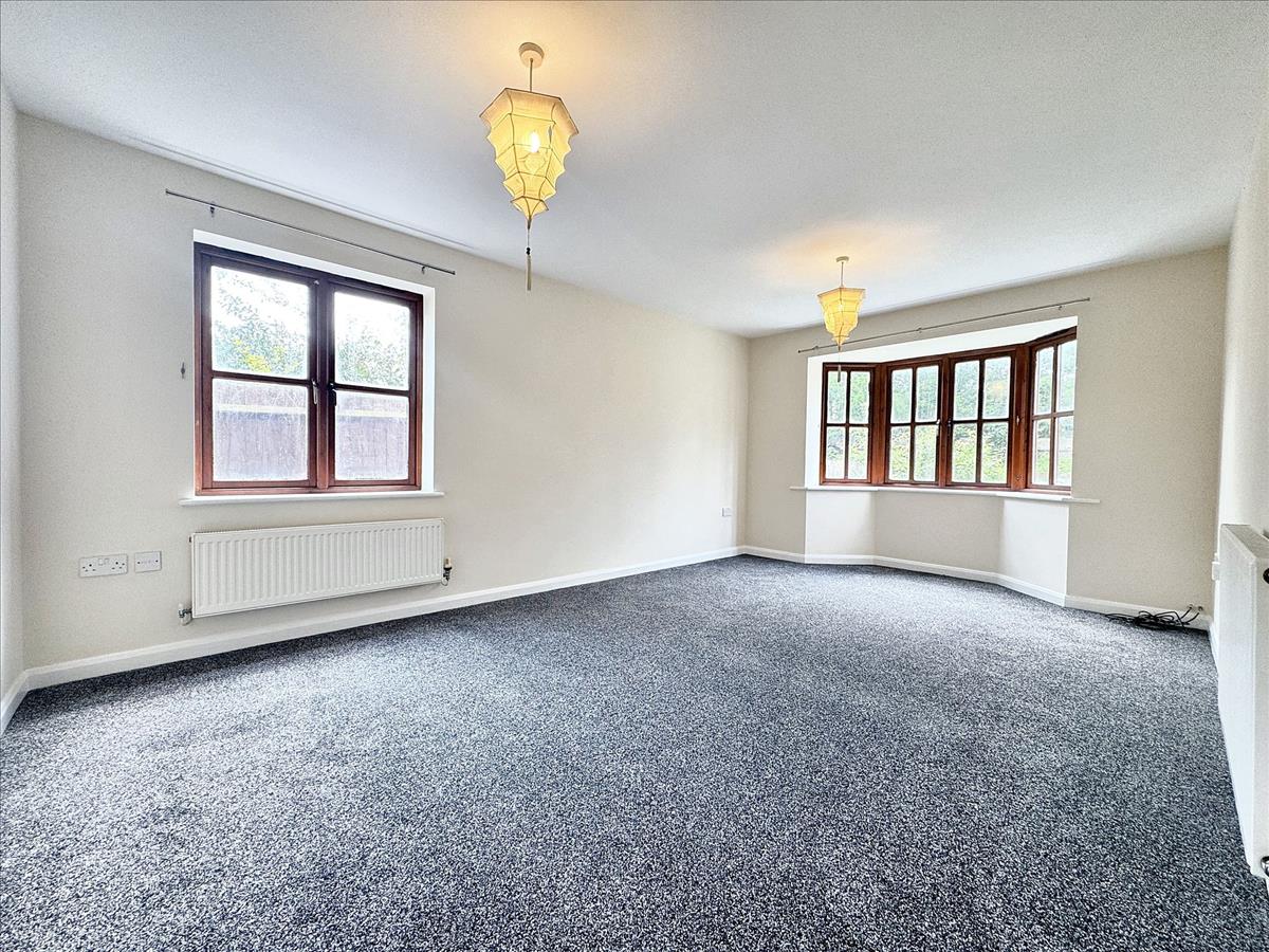 Property Image 92f781e3-0b29-4657-8393-ea991dcc3512
