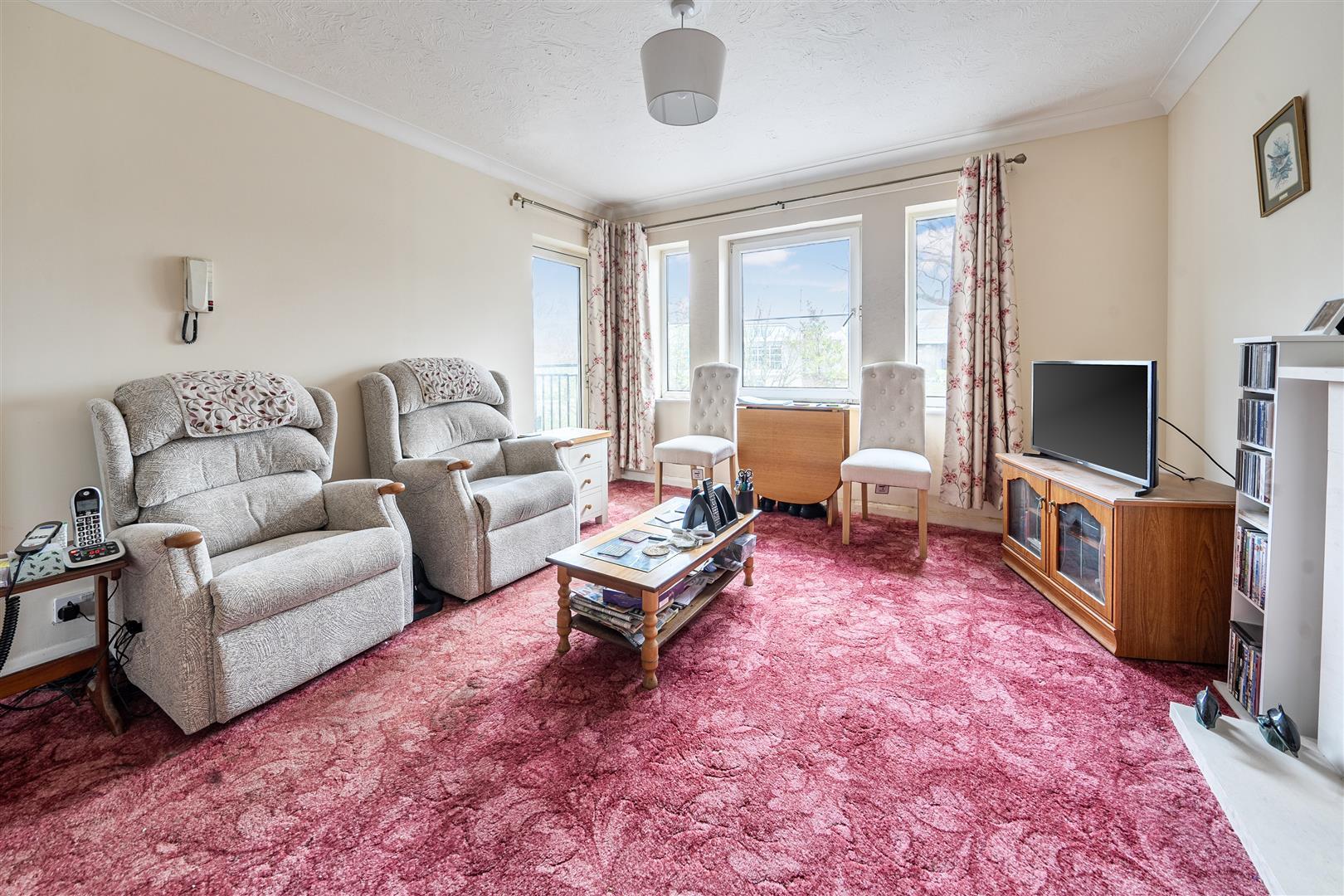 Property Image 9302d54b-185f-4141-95f9-1793dbc49e5c