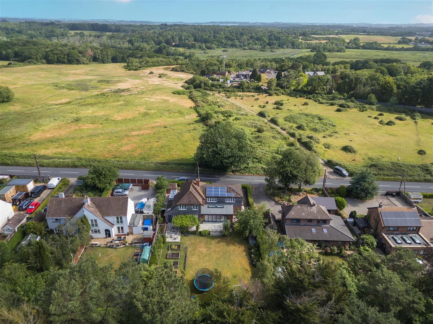Property Image 93066889-9f18-415e-81b5-98f16eeb7b0d