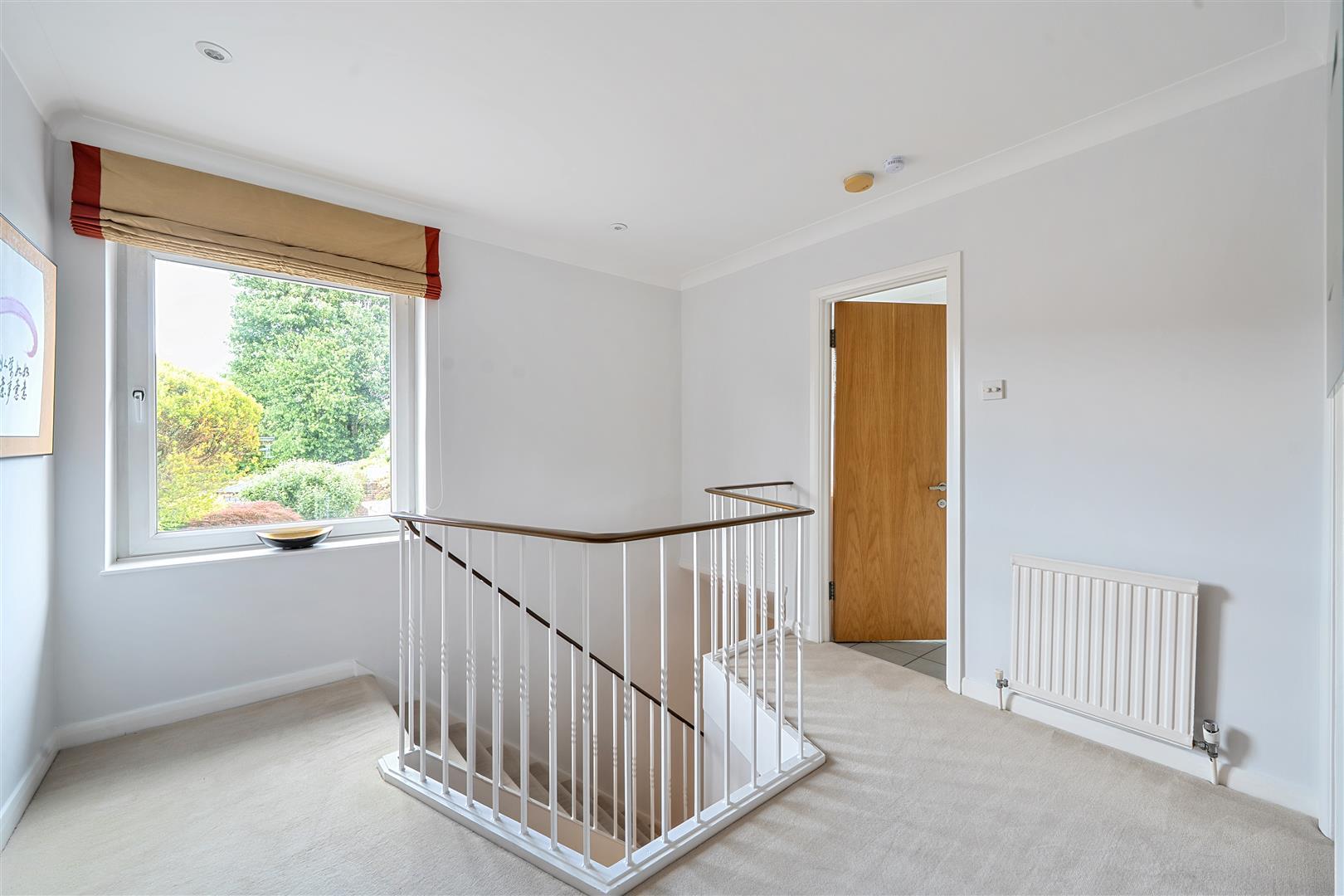 Property Image 93072ff1-9289-4ea9-9016-07a53c9eec2c