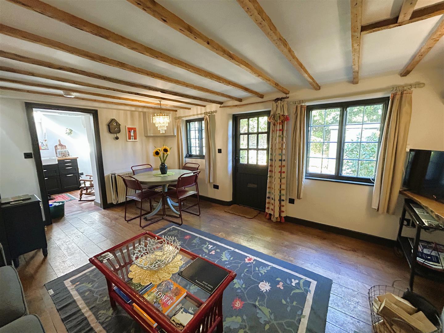 Property Image 930b429f-25d7-42ad-970a-4cf22e30d3f9