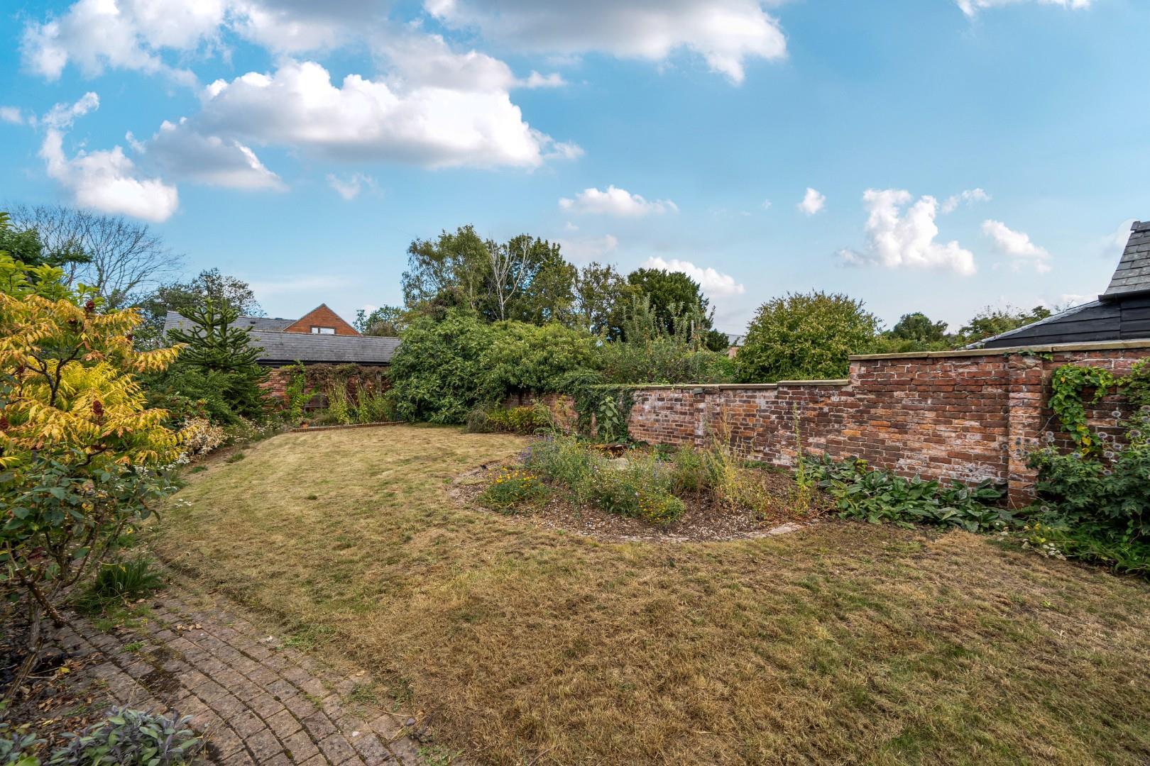 Property Image 930c139a-c8be-4e2e-bb11-e7ee739cfaa6