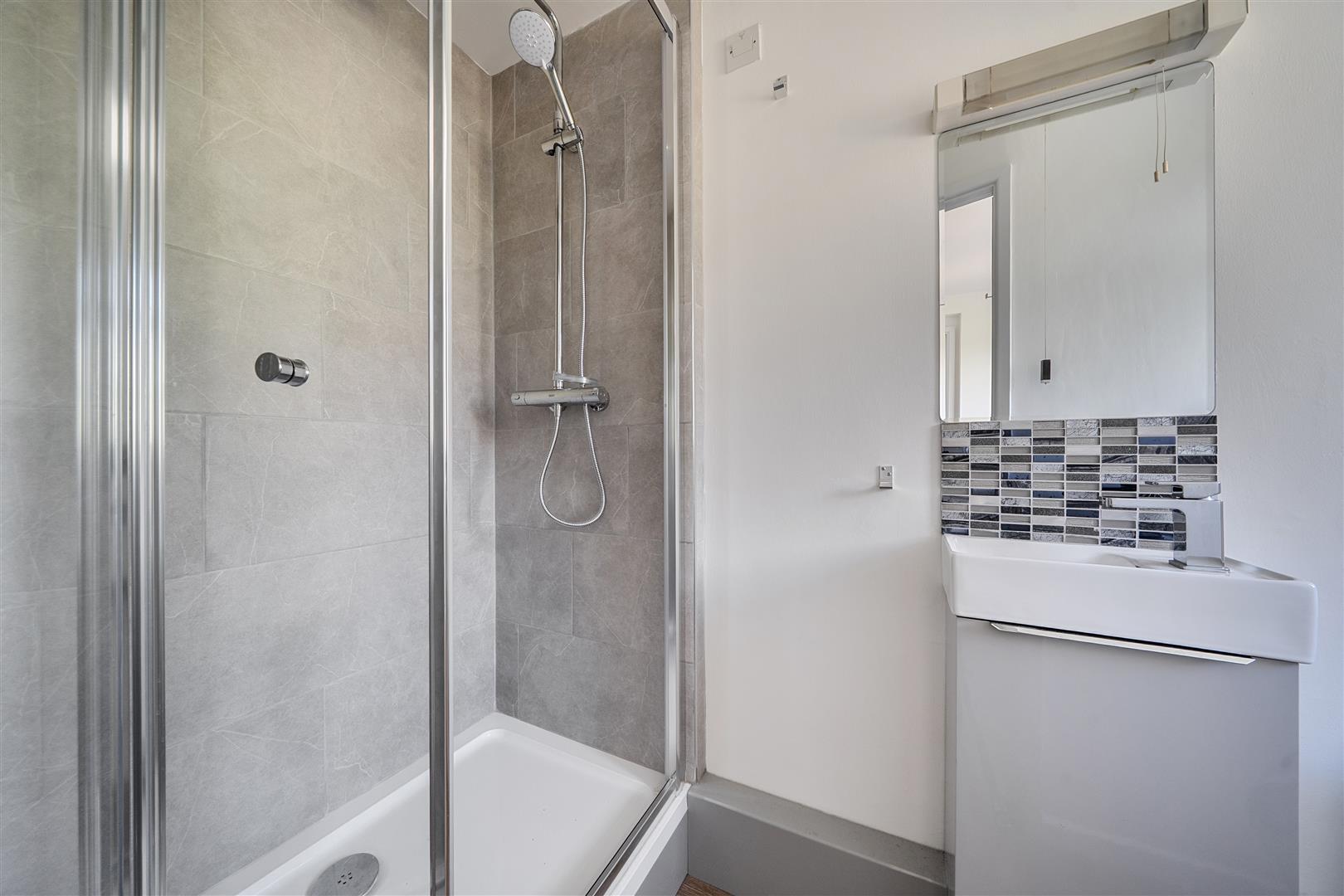 Property Image 931c3888-7ad0-405f-a7f0-23c56aa7de86