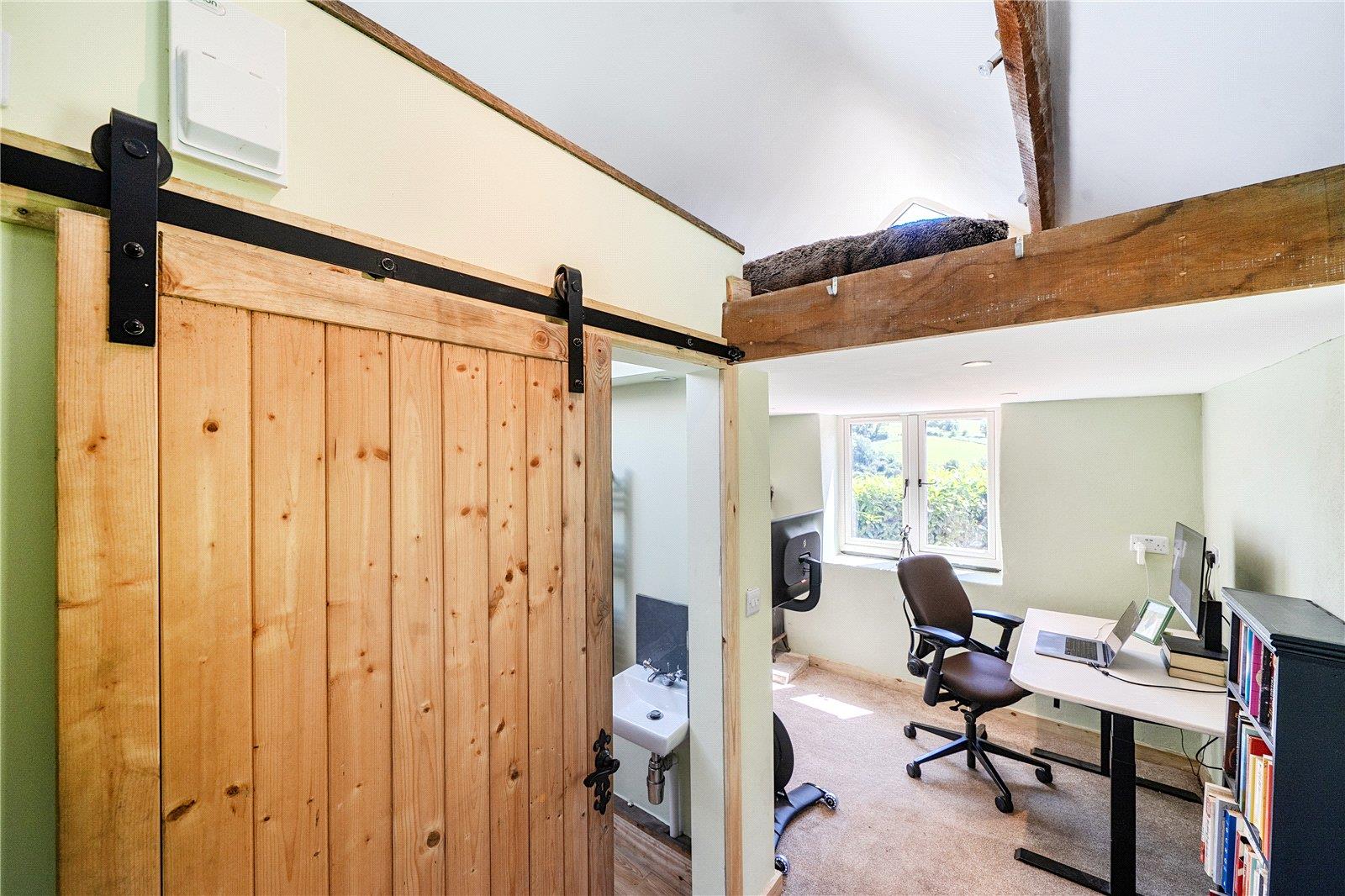 Property Image 931dbe67-2377-435a-8a04-1781dd2dc25d