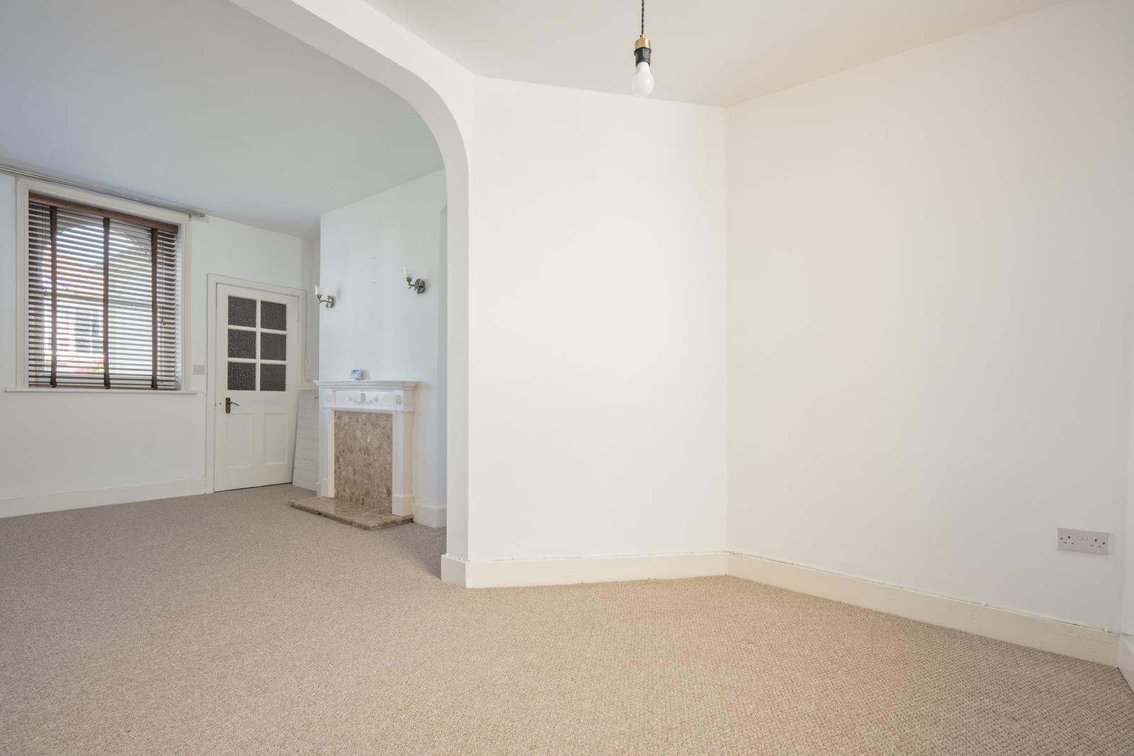 Property Image 932394a7-deef-4e0f-bdff-65508930bb73