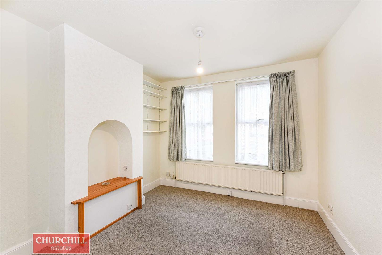 Property Image 932944ed-b4d5-485c-b684-6926e7bb3579