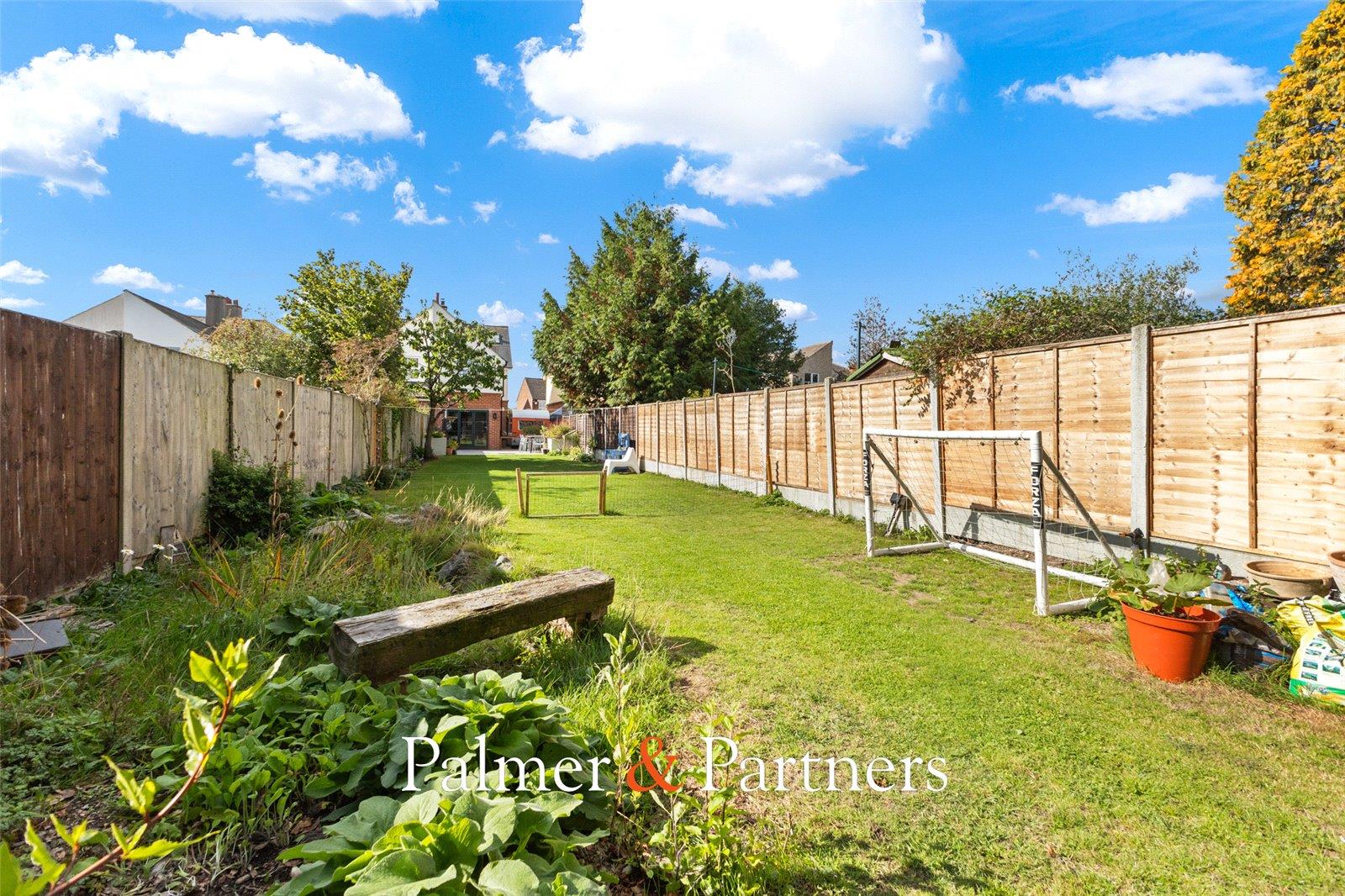 Property Image 9333bae5-2f47-49ff-8c58-6474ee5fed78