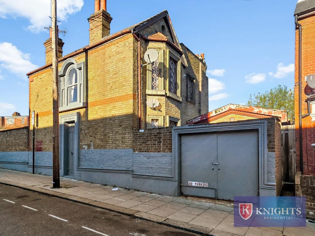 Property Image 933e05b6-e570-439a-afda-8173ce139bc4