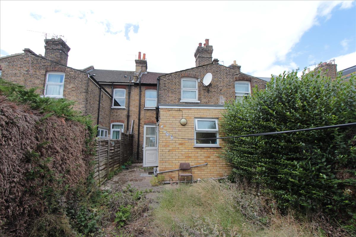Property Image 933e39d6-5db8-49d7-a449-69dafbeaef34