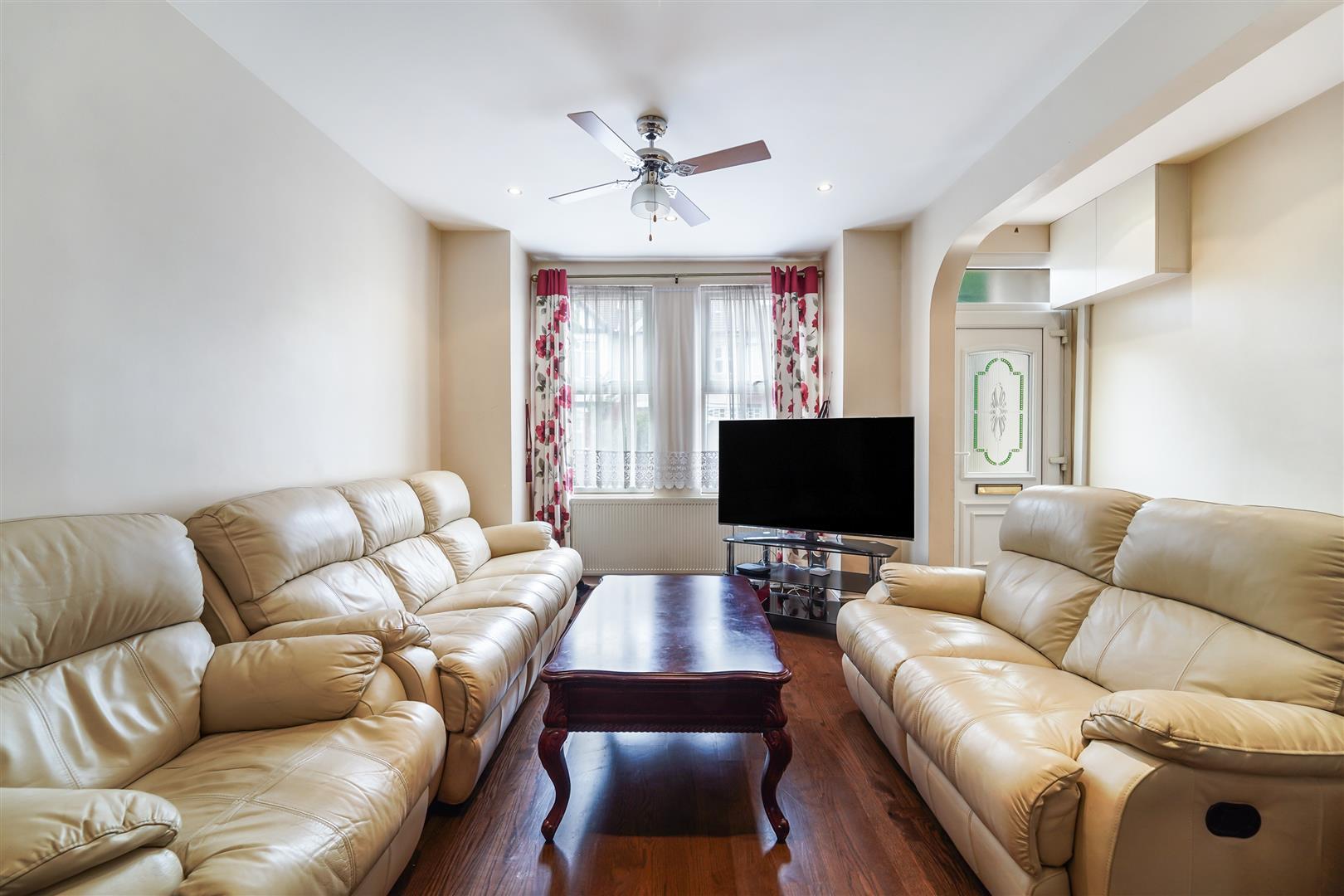 Property Image 934270dd-5235-48b7-944f-49a972a6dcc3
