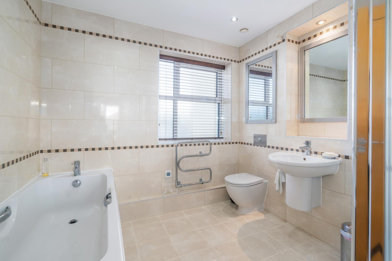 Property Image 93455c81-f53c-4e63-83d3-32b9fa85e6ef