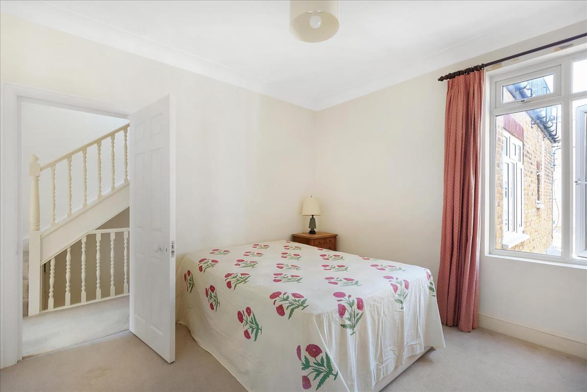 Property Image 934ed37b-de13-4c76-9481-57ac1617a5e0