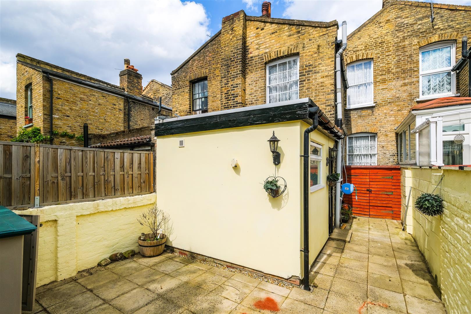 Property Image 93557f9a-664d-42c9-98b6-f04fde9e71e6