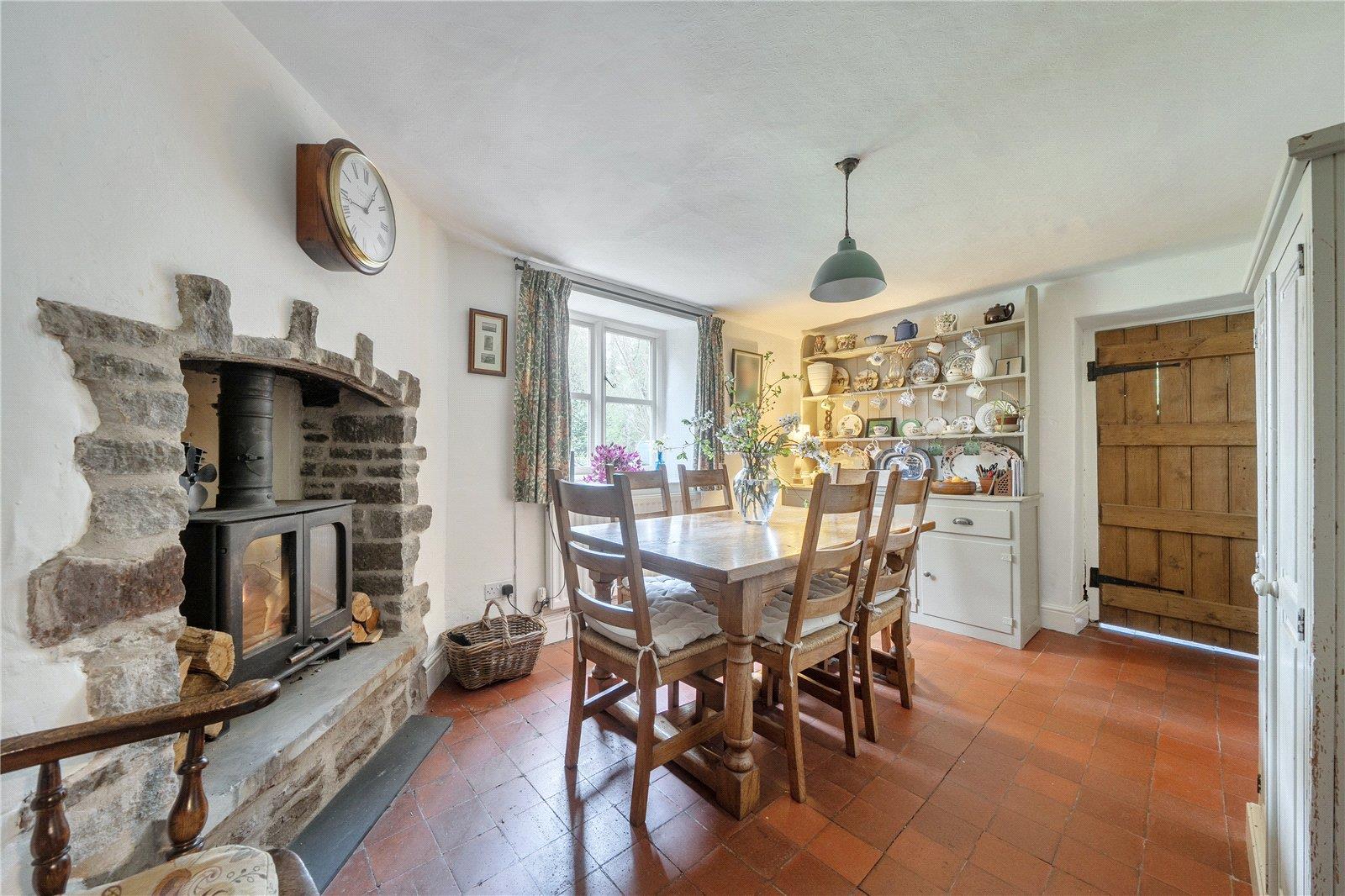 Property Image 935d5082-f91e-486a-9740-b300ed23cf54
