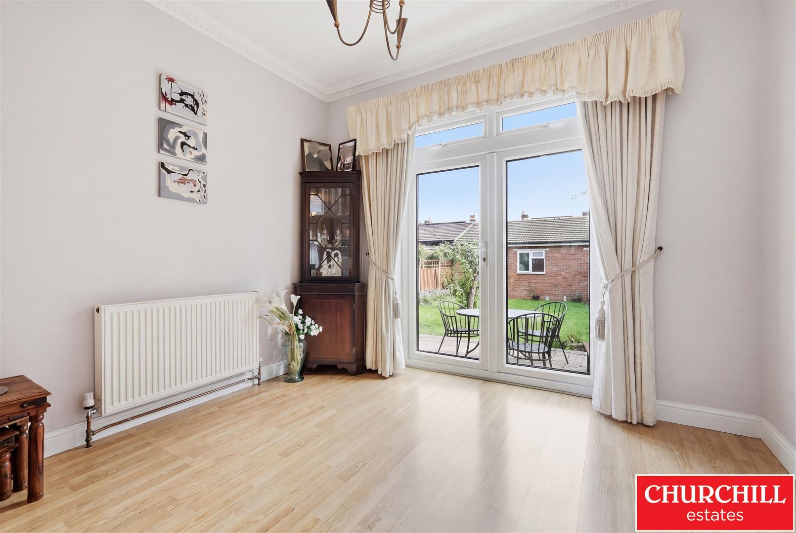 Property Image 935f4d14-b6ac-4dea-9417-288a7b98507f