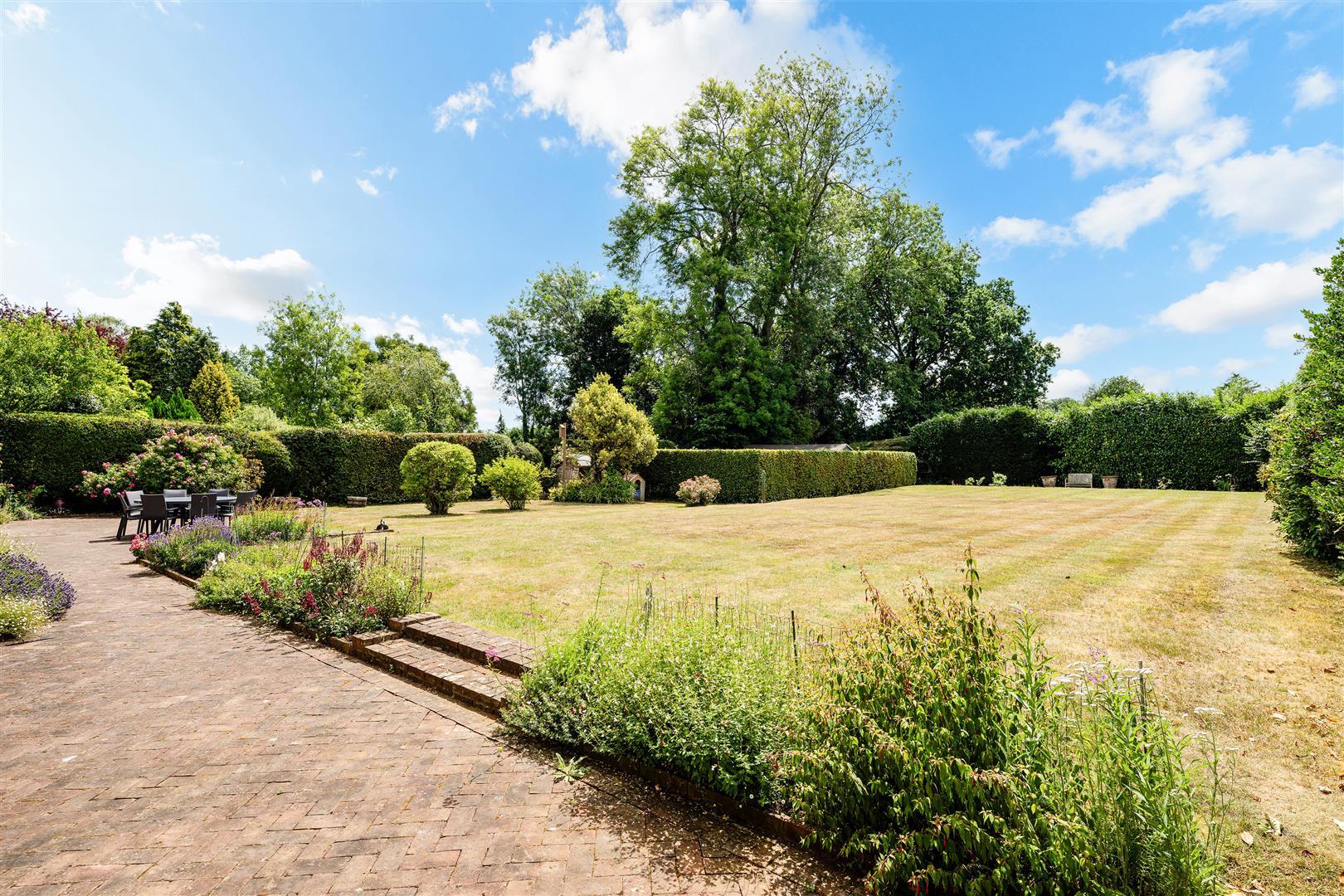 Property Image 93625150-2806-4b70-9ac1-c082fd2dc7c2
