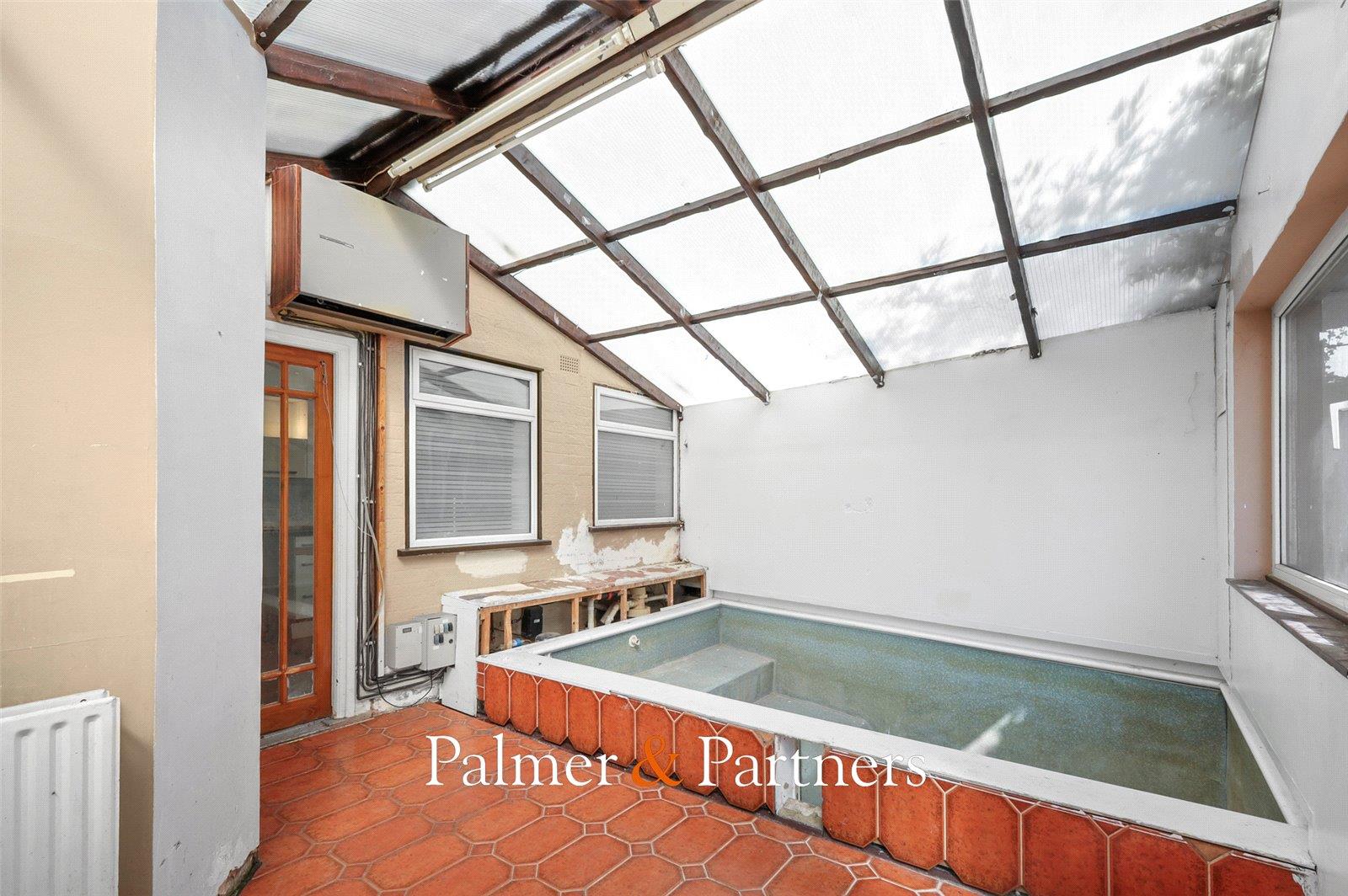 Property Image 9364e878-b615-4757-a51c-a08751395b08