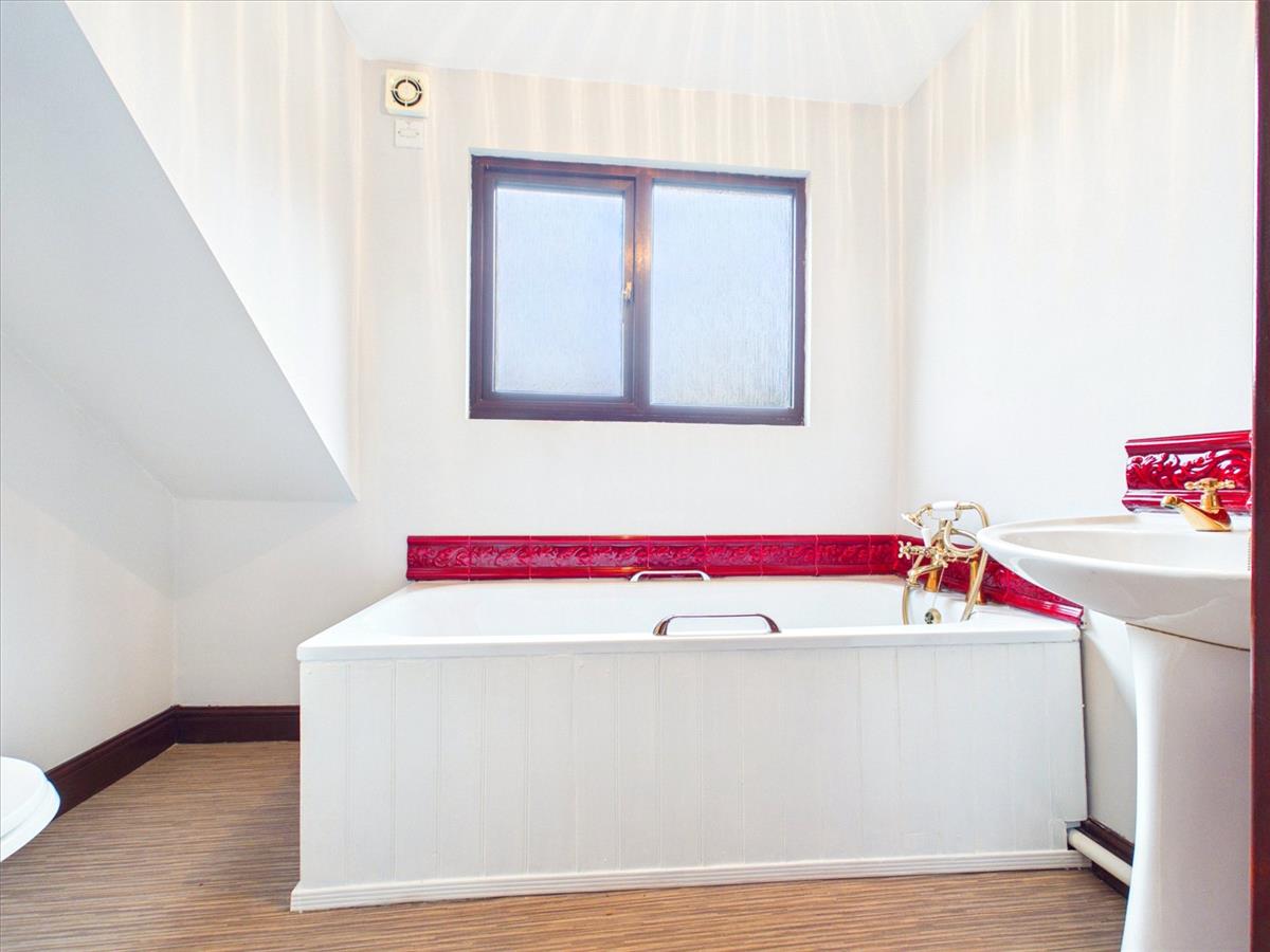 Property Image 936d4519-ded2-4330-a86e-088043685d61