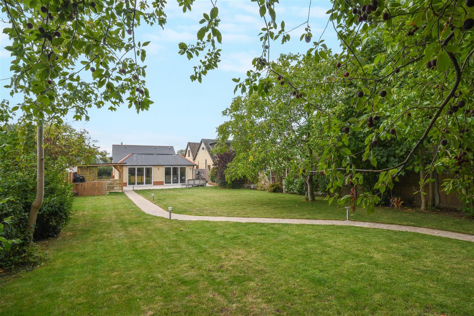 Property Image 937ad39e-58d2-47d6-ac5c-402ab3636c64