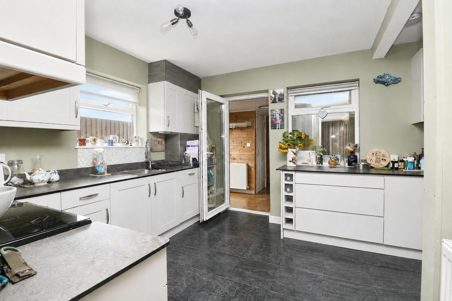 Property Image 93872627-a9b6-4022-88d3-472c927b71a5