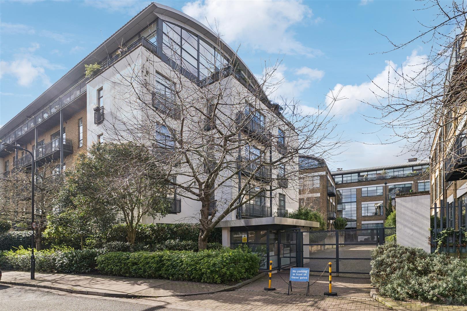 Property Image 93941165-4c1e-4ac2-a6d2-828ff3d0a6b1