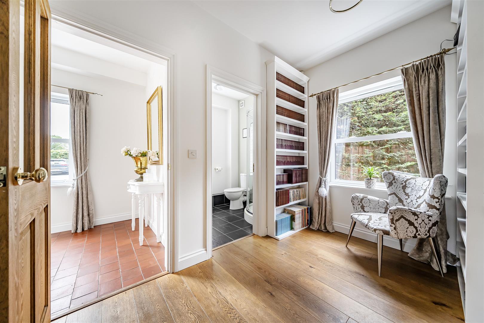 Property Image 93a4bfd5-2378-4637-877b-2d19f9855e7c