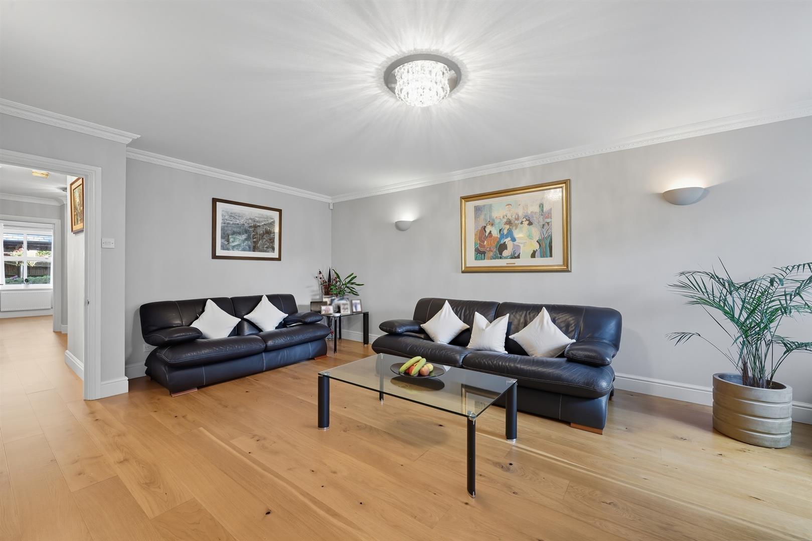 Property Image 93ae76c0-db84-4b00-9bad-15b9038869cf