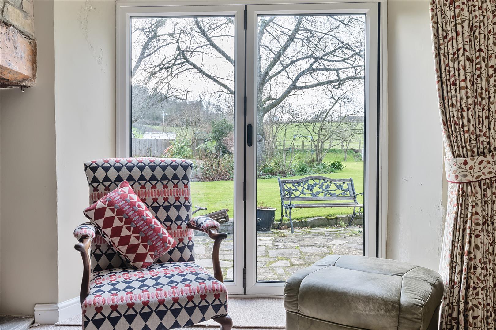 Property Image 93b55de2-8abc-45f2-8301-76e4bb117094