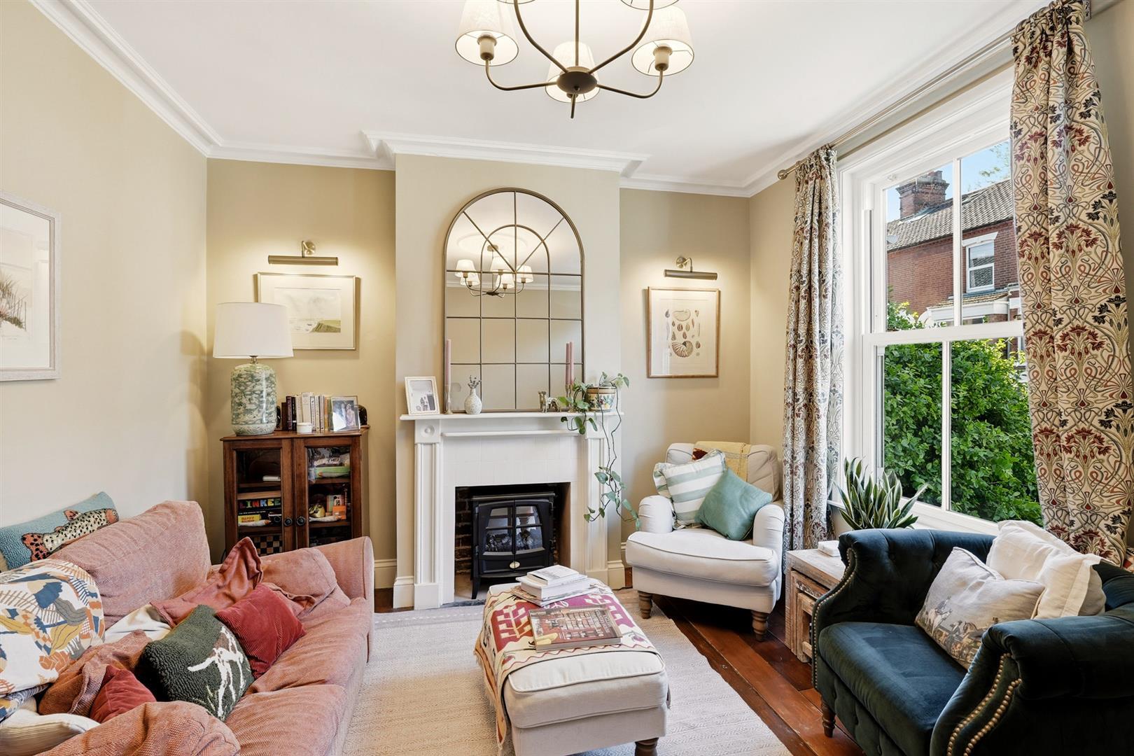 Property Image 93b61fd0-2315-4271-a97e-354f8b8307bd