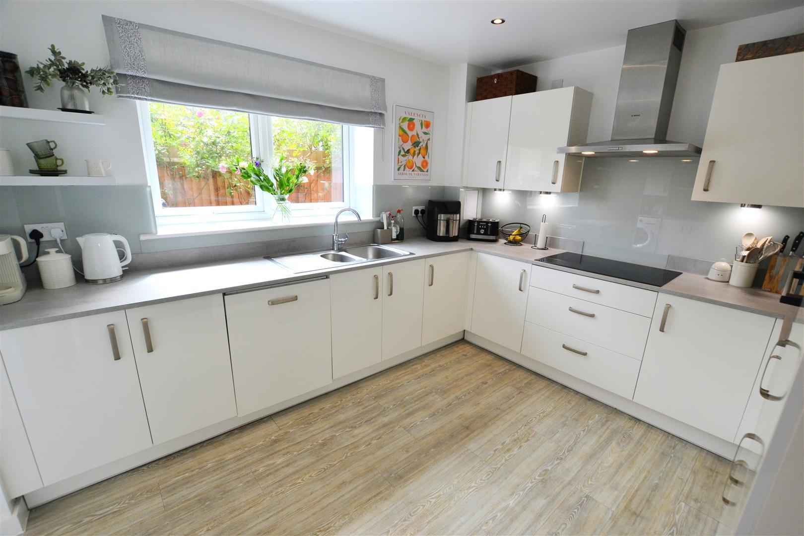 Property Image 93bb52cb-b717-49ec-b253-6fb70fa985a7