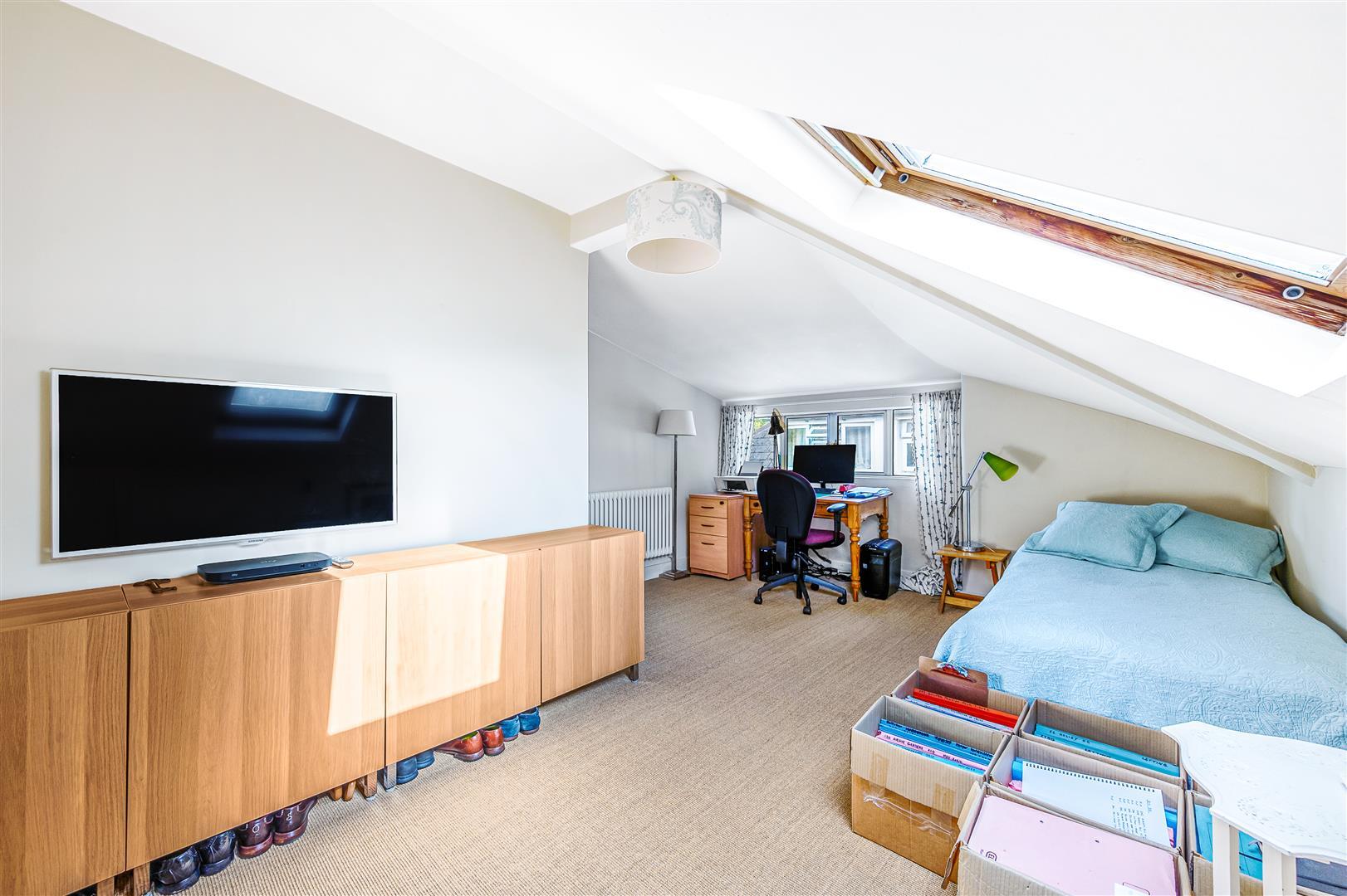 Property Image 93bb57f0-bc62-42c7-b275-96167c20f1bb