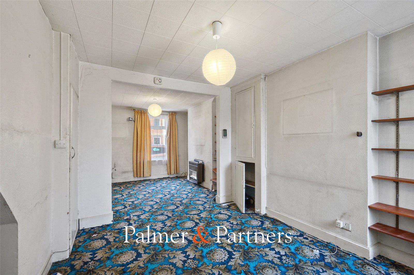 Property Image 93c807a8-83c4-4f3c-94eb-434cf6394dda