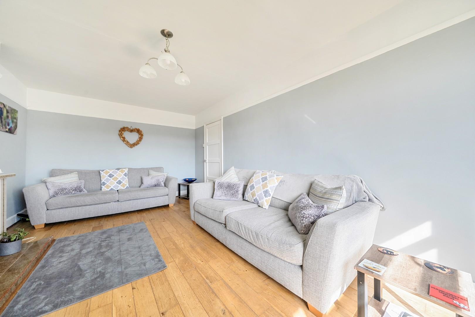 Property Image 93cf2a48-18c6-4f85-bcfe-705da51196ed