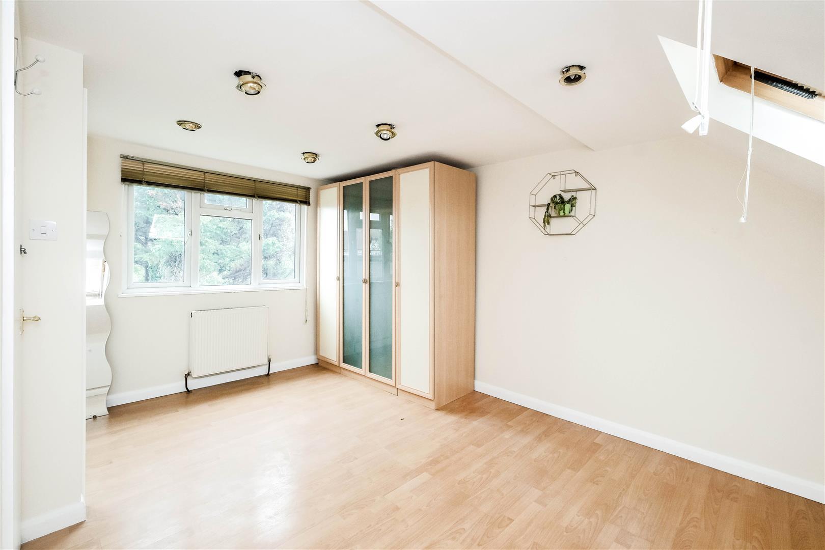 Property Image 93d1538a-1c53-487f-8900-26136bb3db52