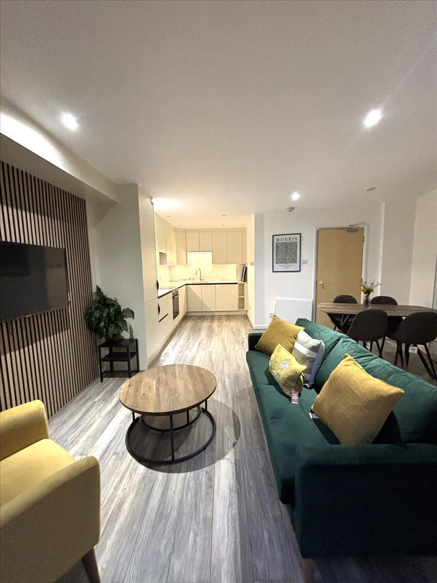 Property Image 93d3f761-a280-4bfa-a600-ab15498ea5a3