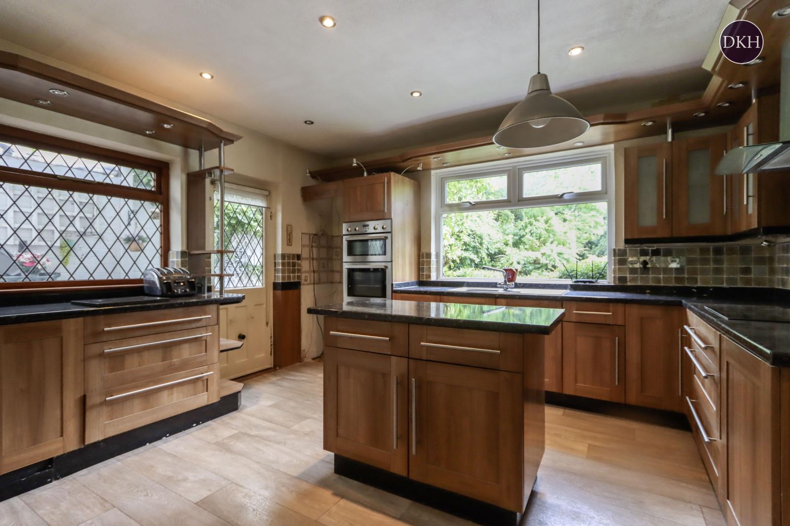 Property Image 93d591c1-cb4b-48fa-aebc-e8883fd175ef
