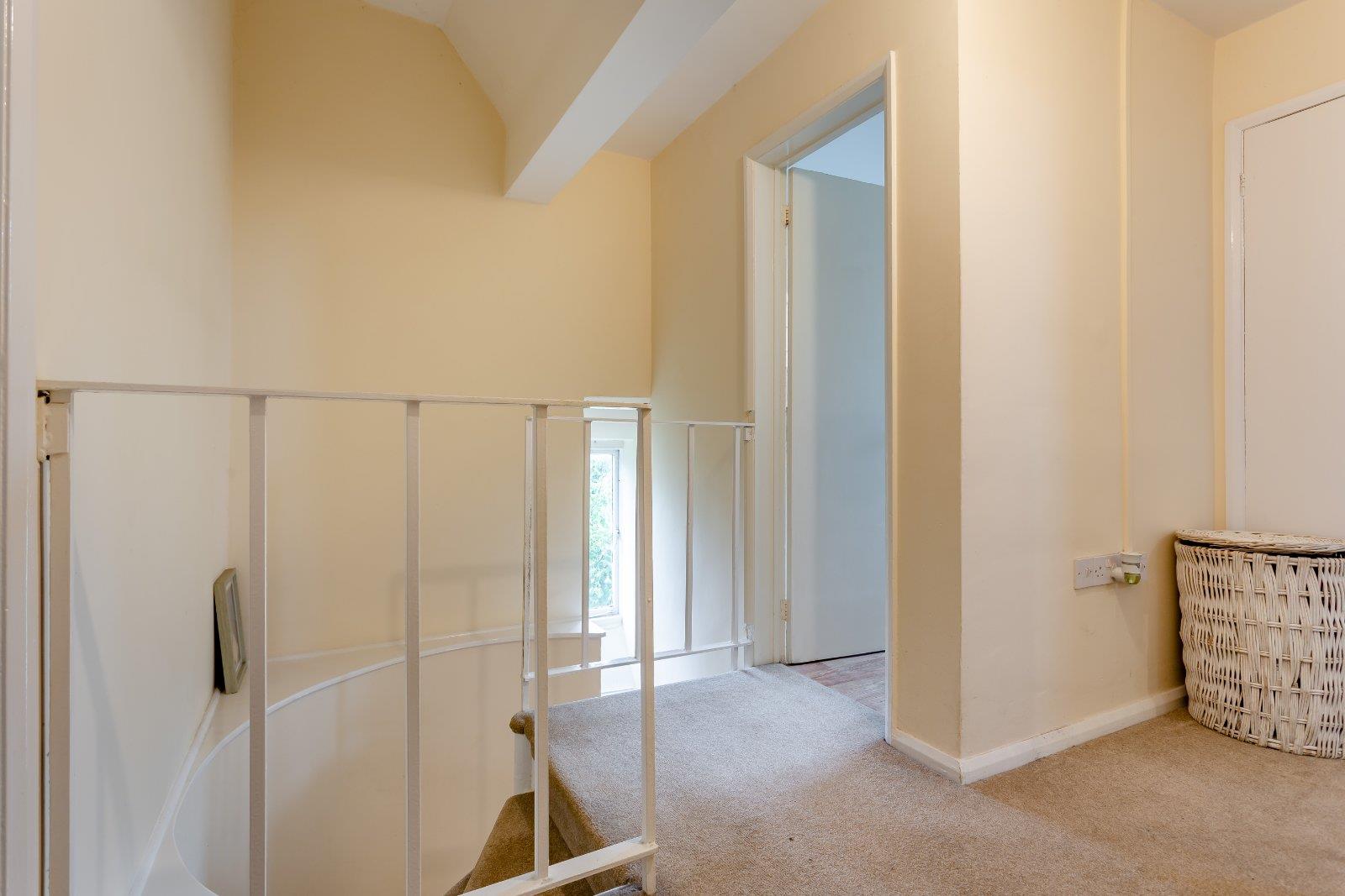 Property Image 93d692e9-1f5b-457b-8eca-977e0f9d5891