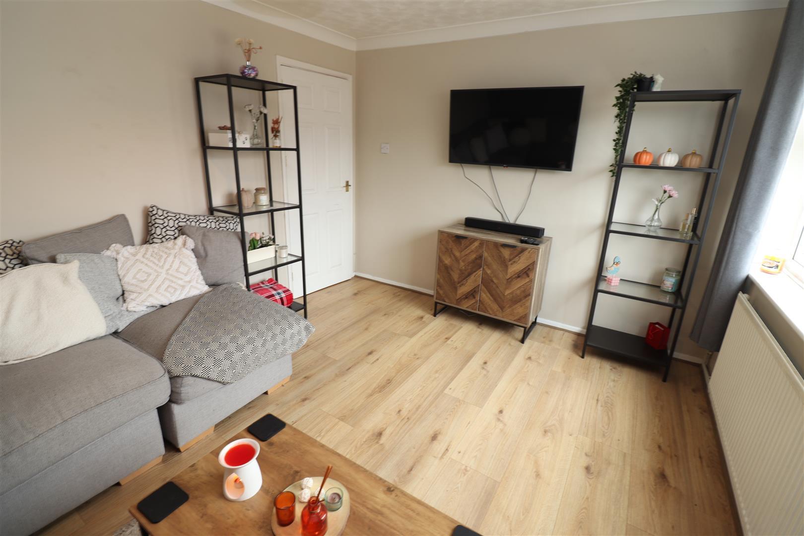 Property Image 93e11d7a-55ae-4c3e-8fdd-0a7ff932df66