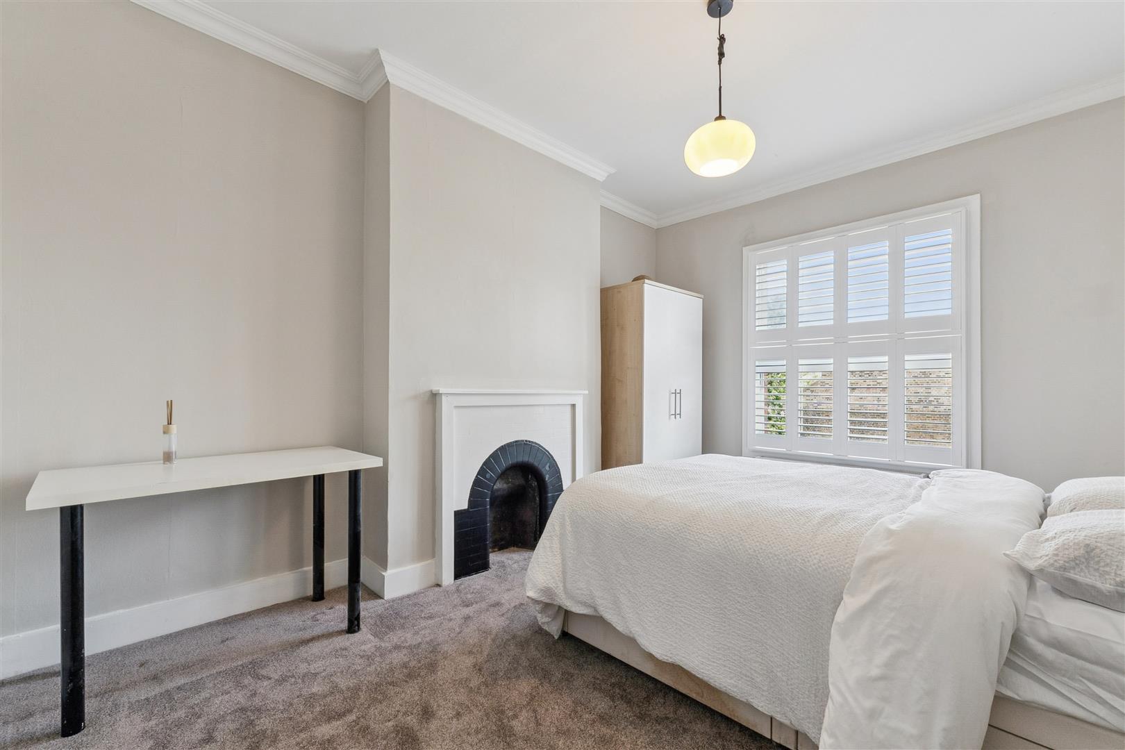 Property Image 93e6b922-eaae-4c47-8c23-175ecc196b58