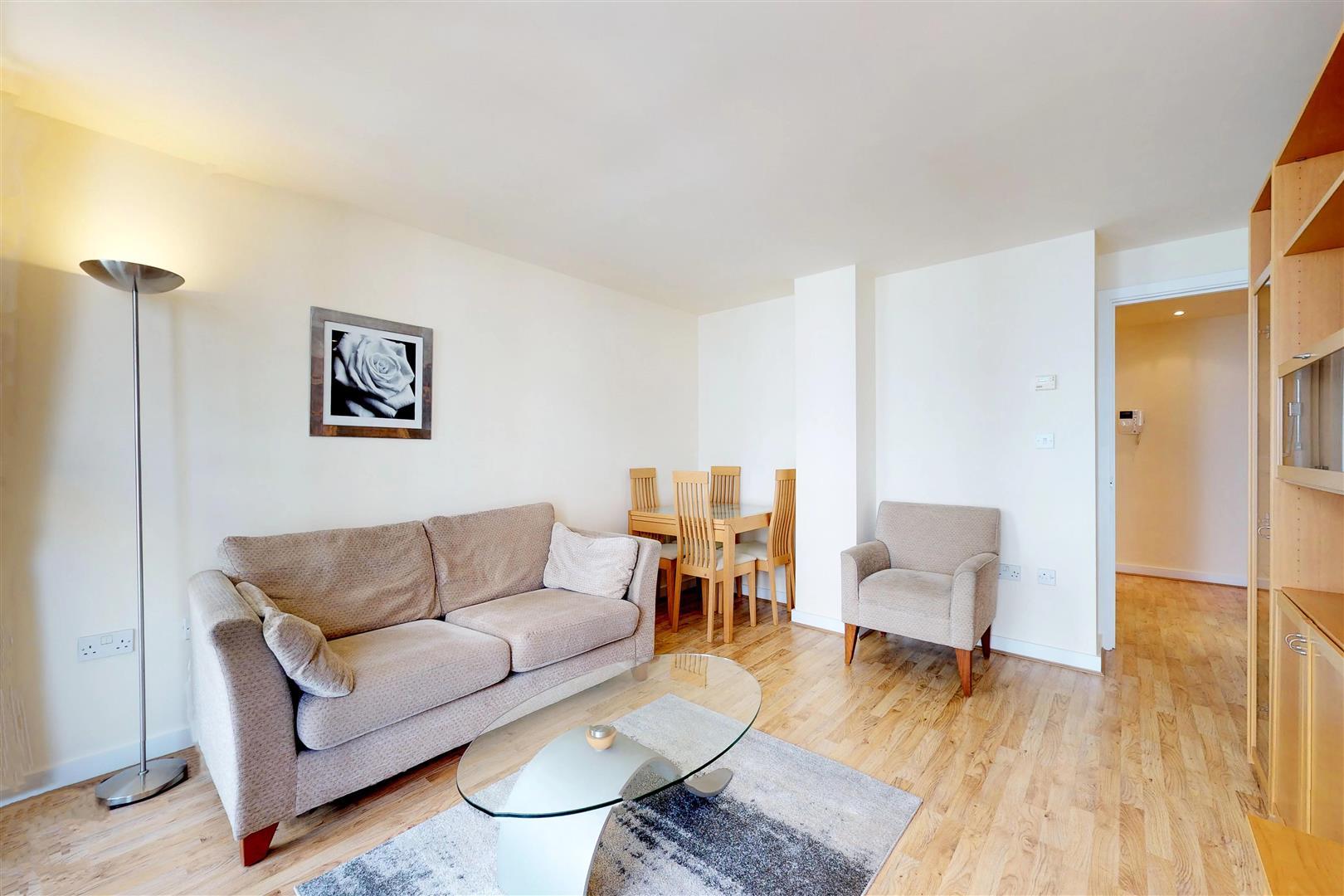 Property Image 93e76597-896f-44cf-be63-b7c30384dad9
