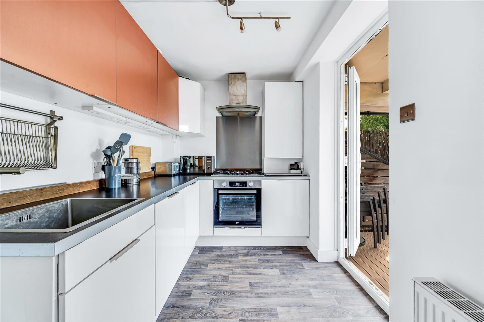 Property Image 93e7ff80-4192-45c1-8fc0-47afdb032771