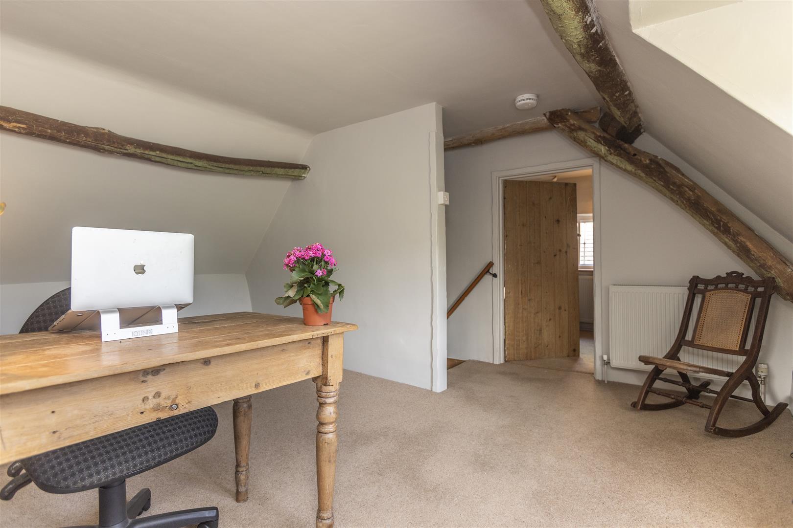 Property Image 93e97e3f-e49d-43ec-9a18-3425f7eb6e47