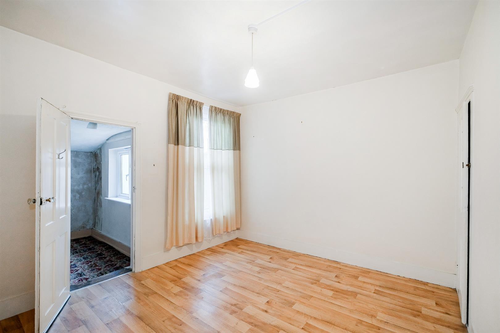 Property Image 93ea1593-a776-4204-8f9e-086891da8871