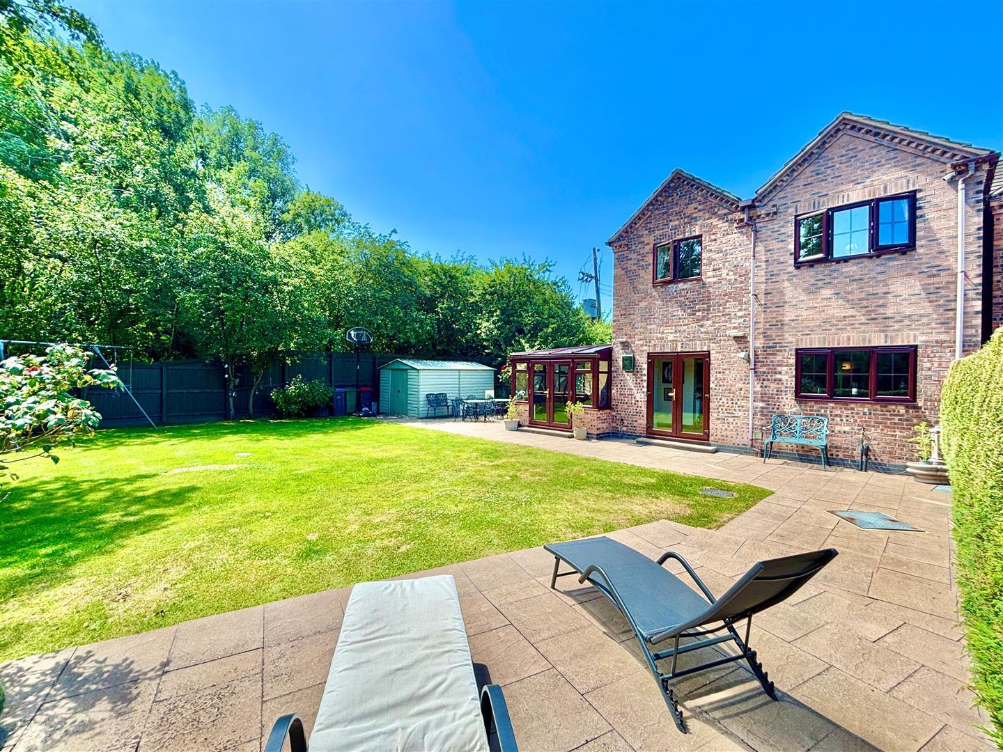 Property Image 93f84be4-d034-49bd-b550-21ca54d9b92b