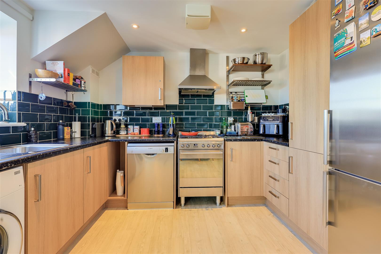 Property Image 93fdf6ae-c23b-47d1-a77b-4cb734f06904